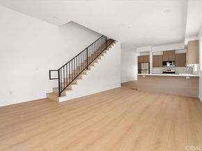 642 E Fairview Boulevard, Inglewood CA 90302