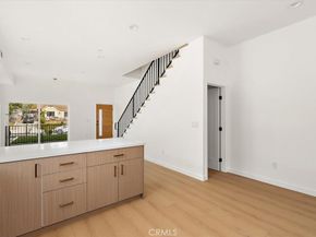 642 E Fairview Boulevard, Inglewood CA 90302