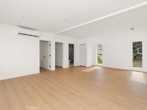 642 E Fairview Boulevard, Inglewood CA 90302