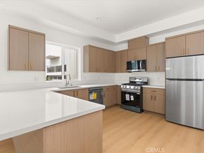 642 E Fairview Boulevard, Inglewood CA 90302