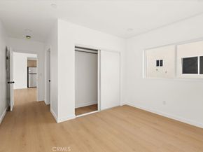 642 E Fairview Boulevard, Inglewood CA 90302