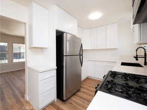 1280 E 4th Street 8, Long Beach CA 90802