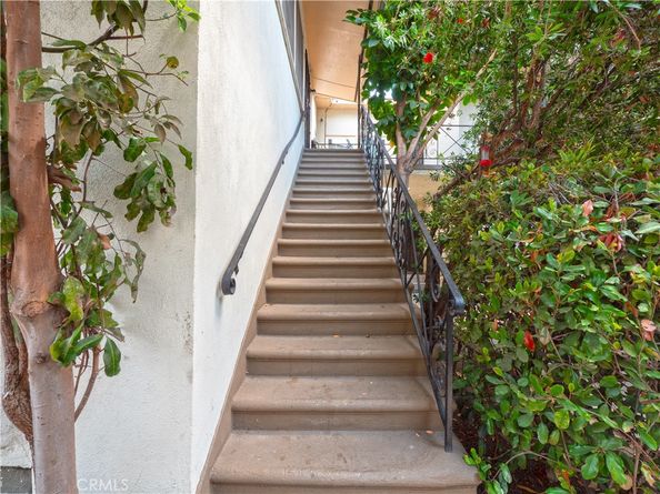 1280 E 4th Street 8, Long Beach CA 90802
