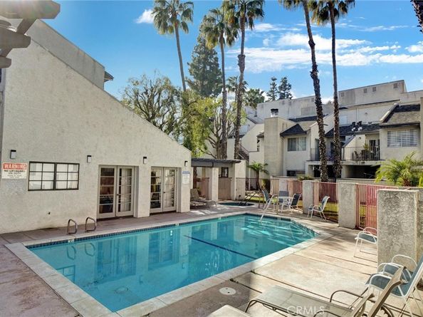 20155 Keswick Street 209, Winnetka CA 91306