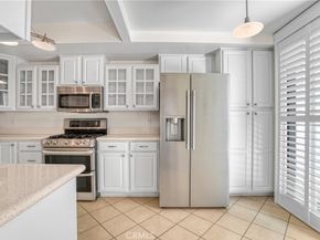 17140 Burbank Boulevard 105, Encino CA 91316