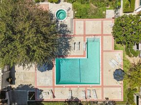 17140 Burbank Boulevard 105, Encino CA 91316