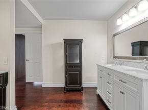 17140 Burbank Boulevard 105, Encino CA 91316