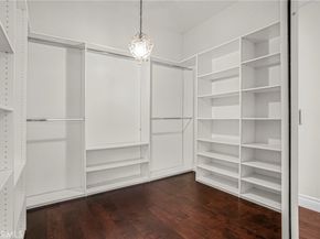 17140 Burbank Boulevard 105, Encino CA 91316