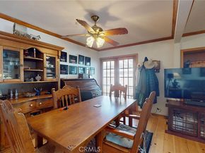 22542 Burbank Boulevard, Woodland Hills CA 91367