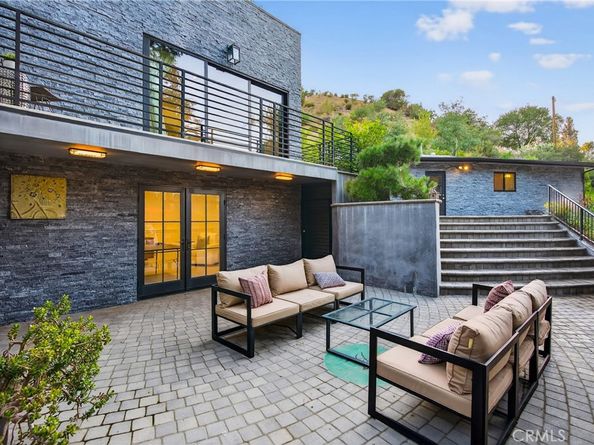 7576 -7582 McGroarty Terrace, Los Angeles CA 91042