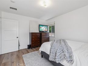 1217 N California Street, Burbank CA 91505
