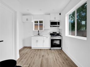 7055 Falbrook Avenue, West Hills CA 91307