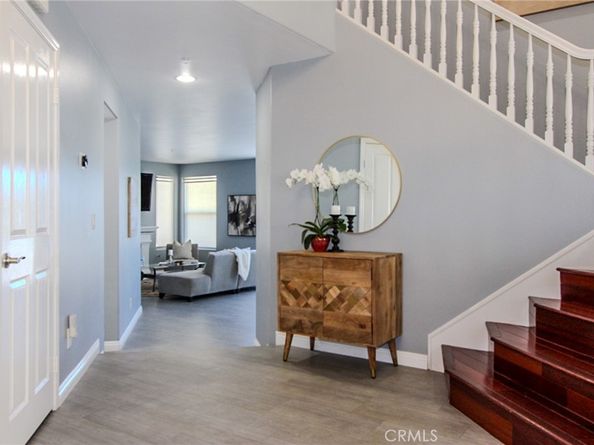 5928 Vista De La Luz, Woodland Hills CA 91367