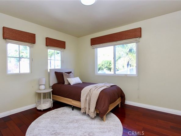 5928 Vista De La Luz, Woodland Hills CA 91367