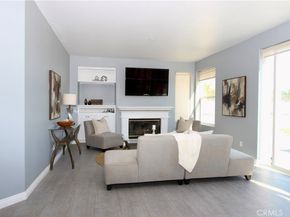 5928 Vista De La Luz, Woodland Hills CA 91367