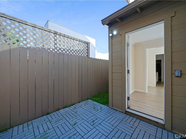 2014 Peyton Avenue, Burbank CA 91504