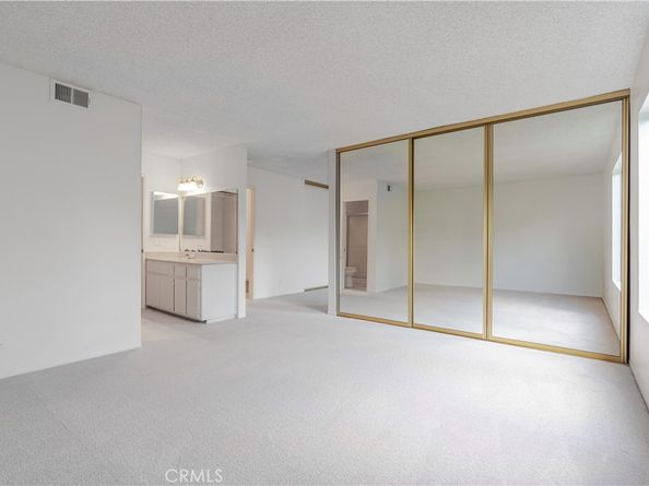 3522 Del Amo, Torrance CA 90503