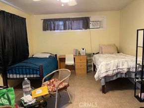 13430 Oxnard, Valley Glen CA 91401