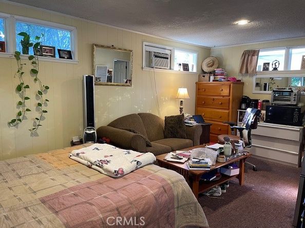 13430 Oxnard, Valley Glen CA 91401