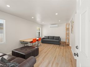 1523 Rock Glen Avenue, Glendale CA 91205