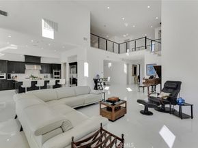 19858 Longhorn Drive, Chatsworth CA 91311