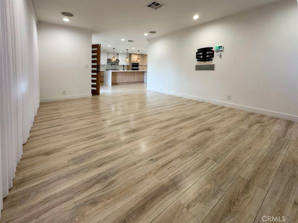 22539 Dolorosa Street, Woodland Hills CA 91367