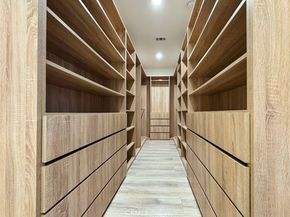 22539 Dolorosa Street, Woodland Hills CA 91367