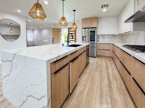 22539 Dolorosa Street, Woodland Hills CA 91367