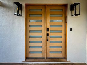 22539 Dolorosa Street, Woodland Hills CA 91367