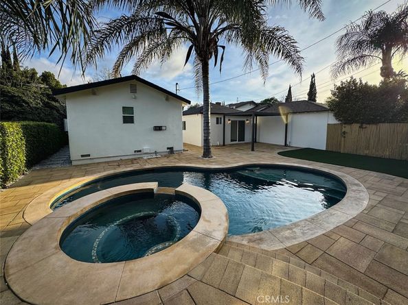 22539 Dolorosa Street, Woodland Hills CA 91367