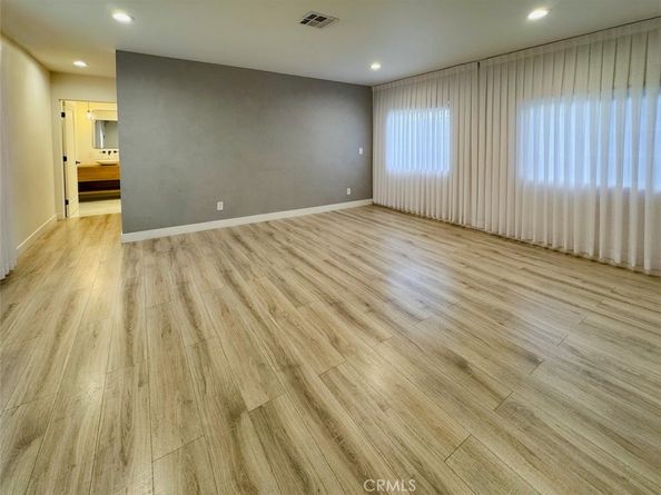 22539 Dolorosa Street, Woodland Hills CA 91367