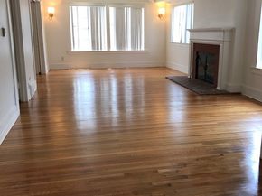 1624 S Gramercy, Los Angeles CA 90019