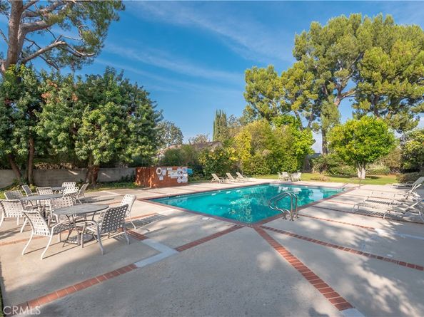 5115 Kester 202, Sherman Oaks CA 91403