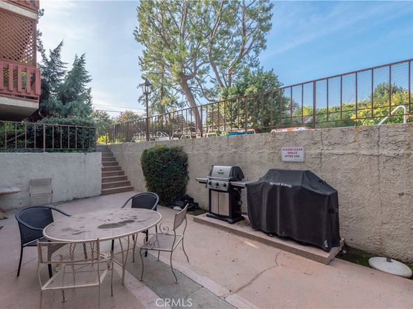 5115 Kester 202, Sherman Oaks CA 91403