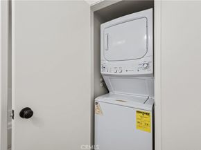 5115 Kester 202, Sherman Oaks CA 91403