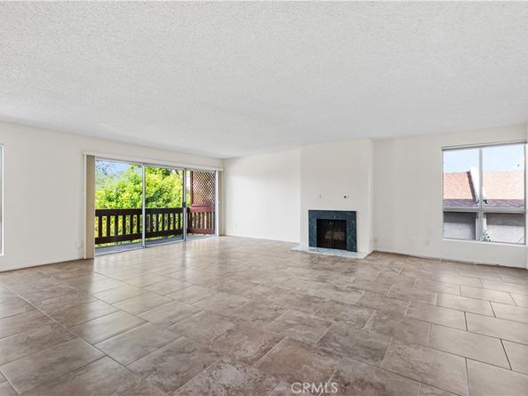 5115 Kester 202, Sherman Oaks CA 91403