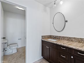 5115 Kester 202, Sherman Oaks CA 91403