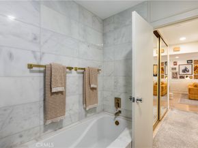 1735 N Fuller Avenue 445, Los Angeles CA 90046