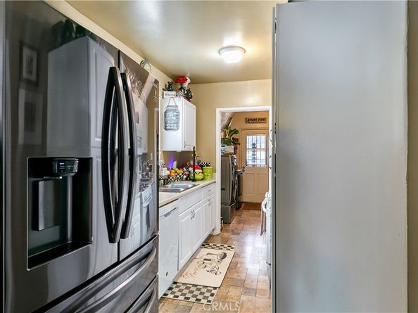 3907 Edgehill Drive, Leimert Park CA 90008