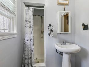 3907 Edgehill Drive, Leimert Park CA 90008