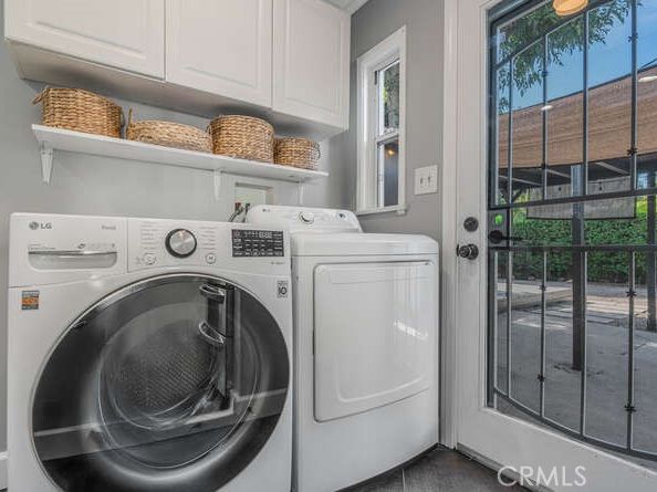 6551 De Celis, Lake Balboa CA 91406