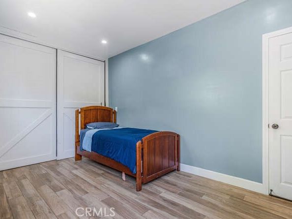 6551 De Celis, Lake Balboa CA 91406