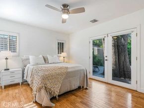 6551 De Celis, Lake Balboa CA 91406