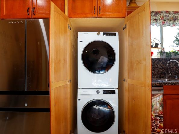 531 N Rossmore Avenue 202, Los Angeles CA 90004