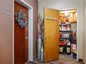 531 N Rossmore Avenue 202, Los Angeles CA 90004