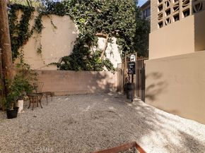 531 N Rossmore Avenue 202, Los Angeles CA 90004