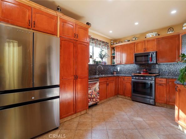 531 N Rossmore Avenue 202, Los Angeles CA 90004