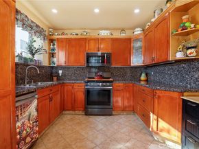 531 N Rossmore Avenue 202, Los Angeles CA 90004