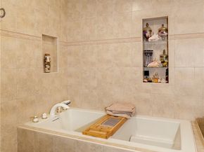 531 N Rossmore Avenue 202, Los Angeles CA 90004