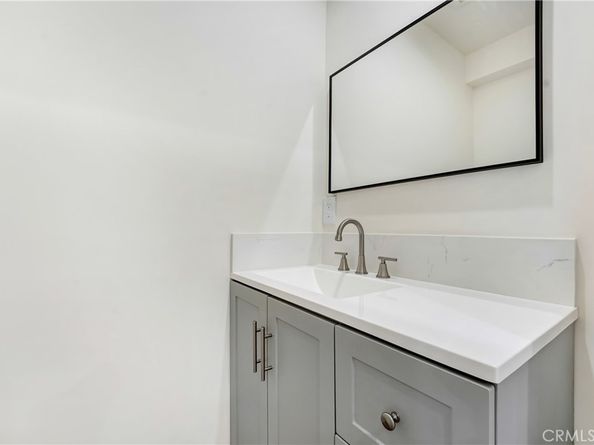 7454 Gaviota Avenue, Van Nuys CA 91406